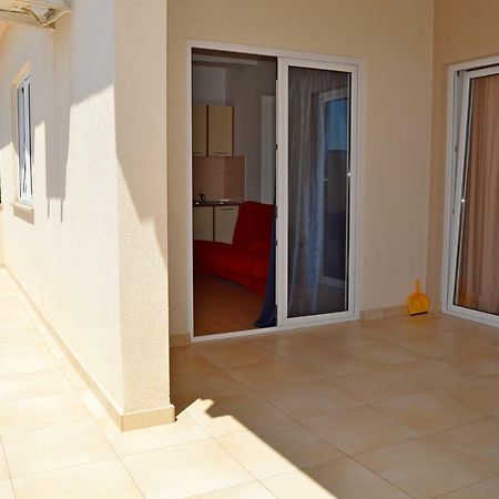 Apartmani Macak II Novalja Εξωτερικό φωτογραφία