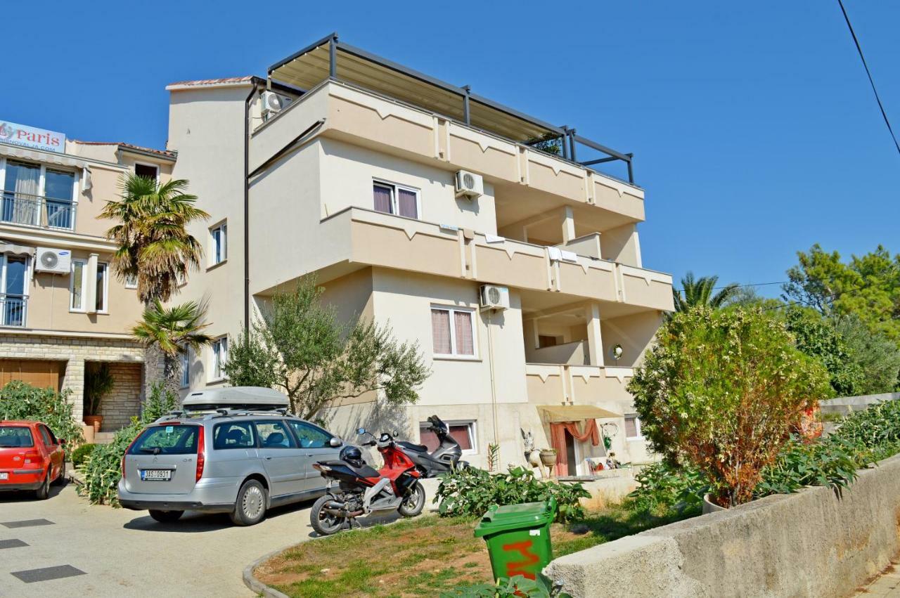 Apartmani Macak II Novalja Εξωτερικό φωτογραφία
