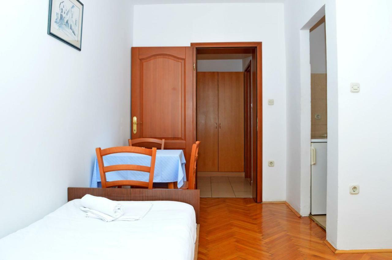 Apartmani Macak II Novalja Εξωτερικό φωτογραφία
