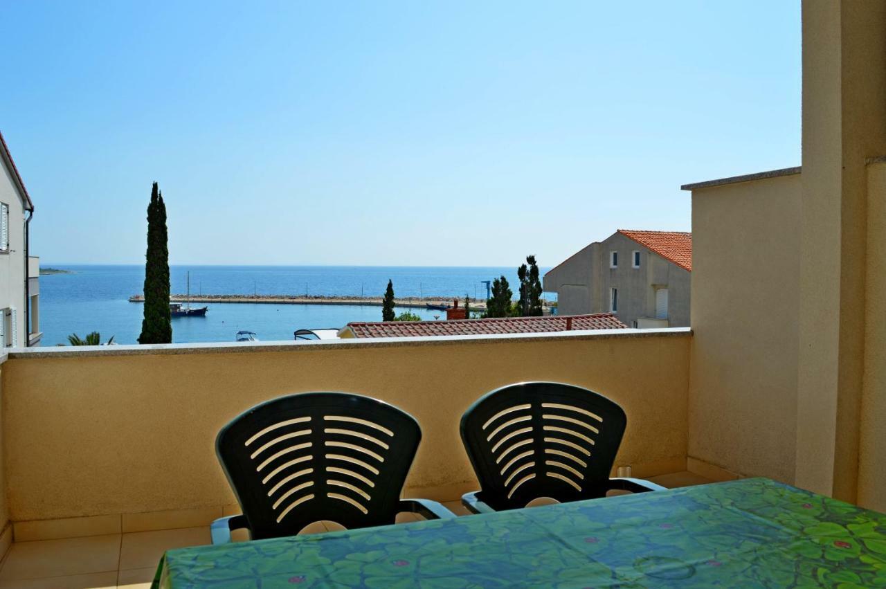 Apartmani Macak II Novalja Εξωτερικό φωτογραφία