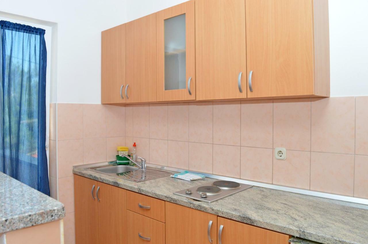 Apartmani Macak II Novalja Εξωτερικό φωτογραφία