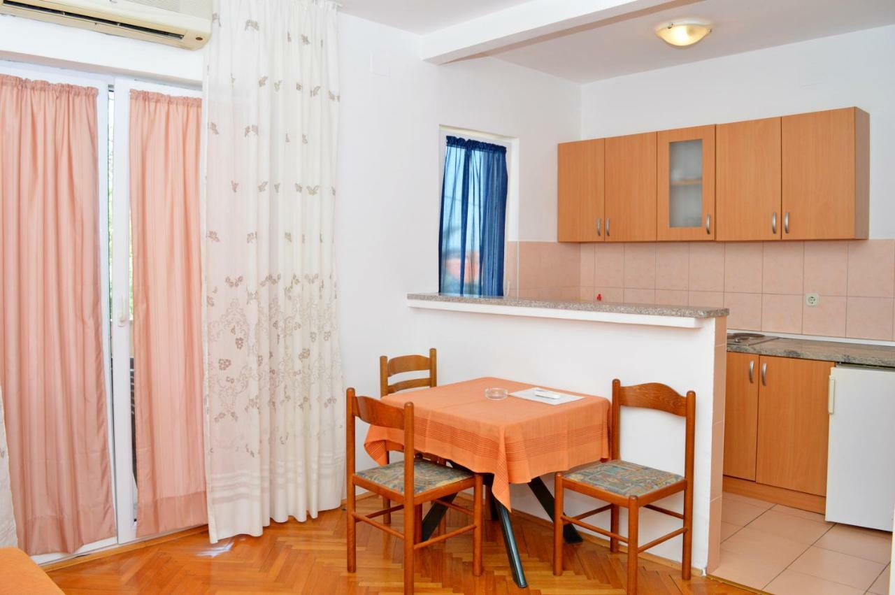 Apartmani Macak II Novalja Εξωτερικό φωτογραφία